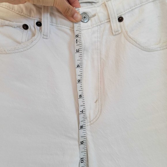 Abercrombie 90s Ultra High Rise Straight Leg Jeans - Picture 6 of 6